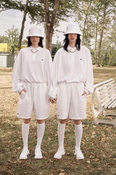 Look 16